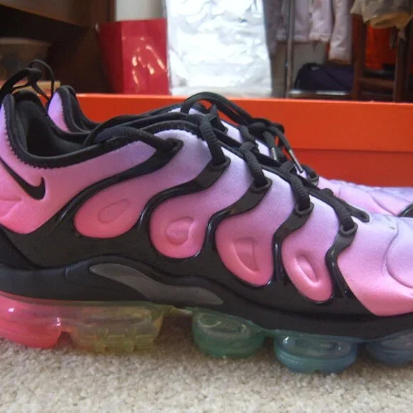 Size 11.5 - Nike Air VaporMax Plus Be True Men Shoes/Sneakers Brand New with Box - Picture 2 of 9